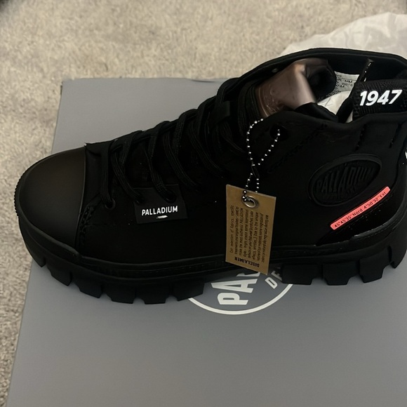 Palladium REVOLT HI TX Size 6 - Picture 6 of 7